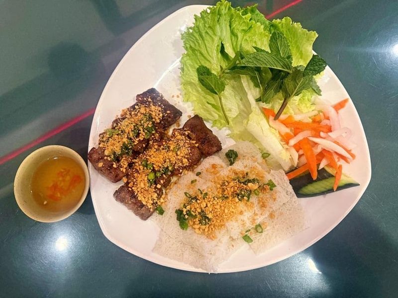 Nam Sơn food
